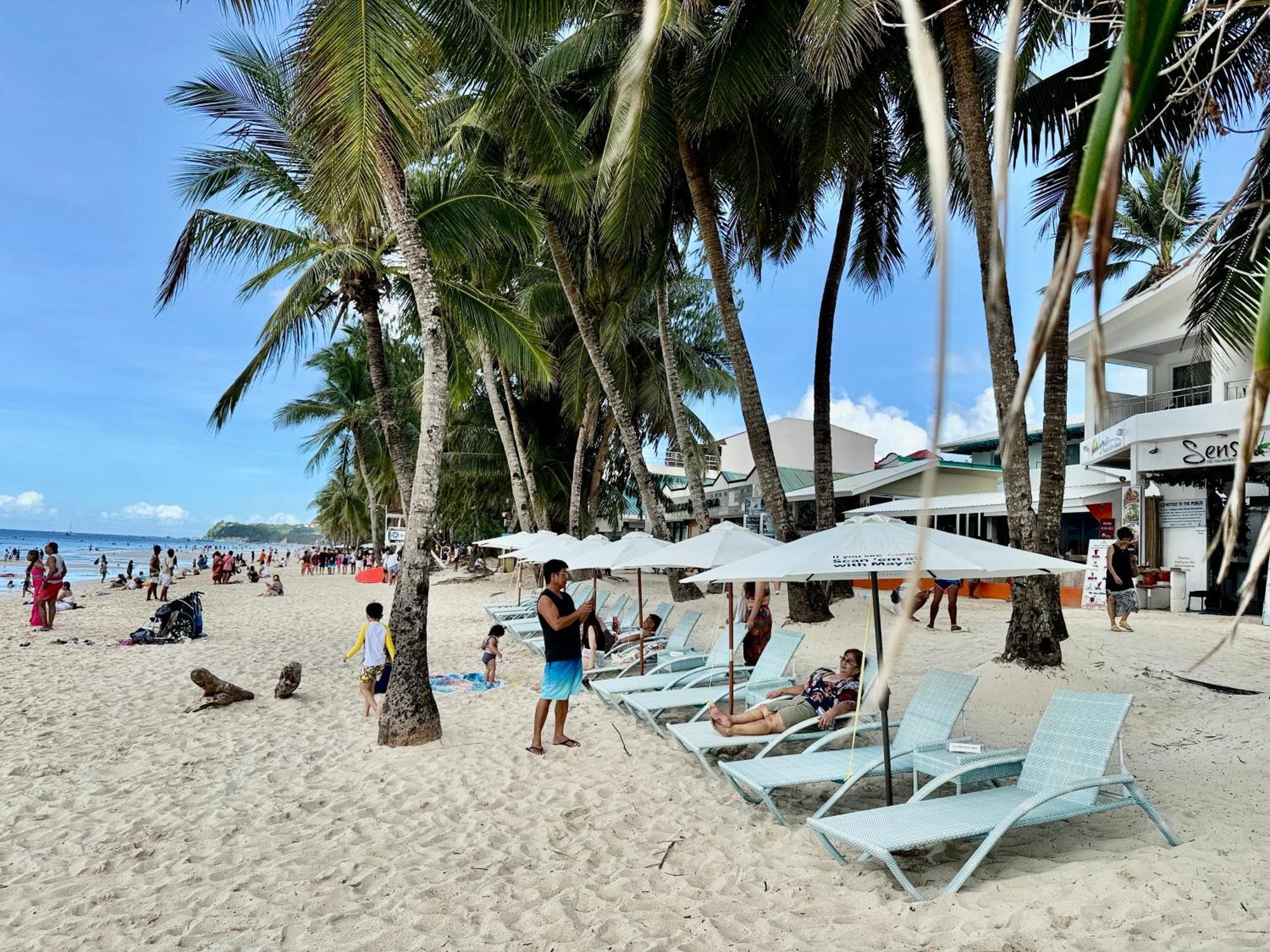 Calypso Beach And Dive Resort Manoc-Manoc Exteriér fotografie