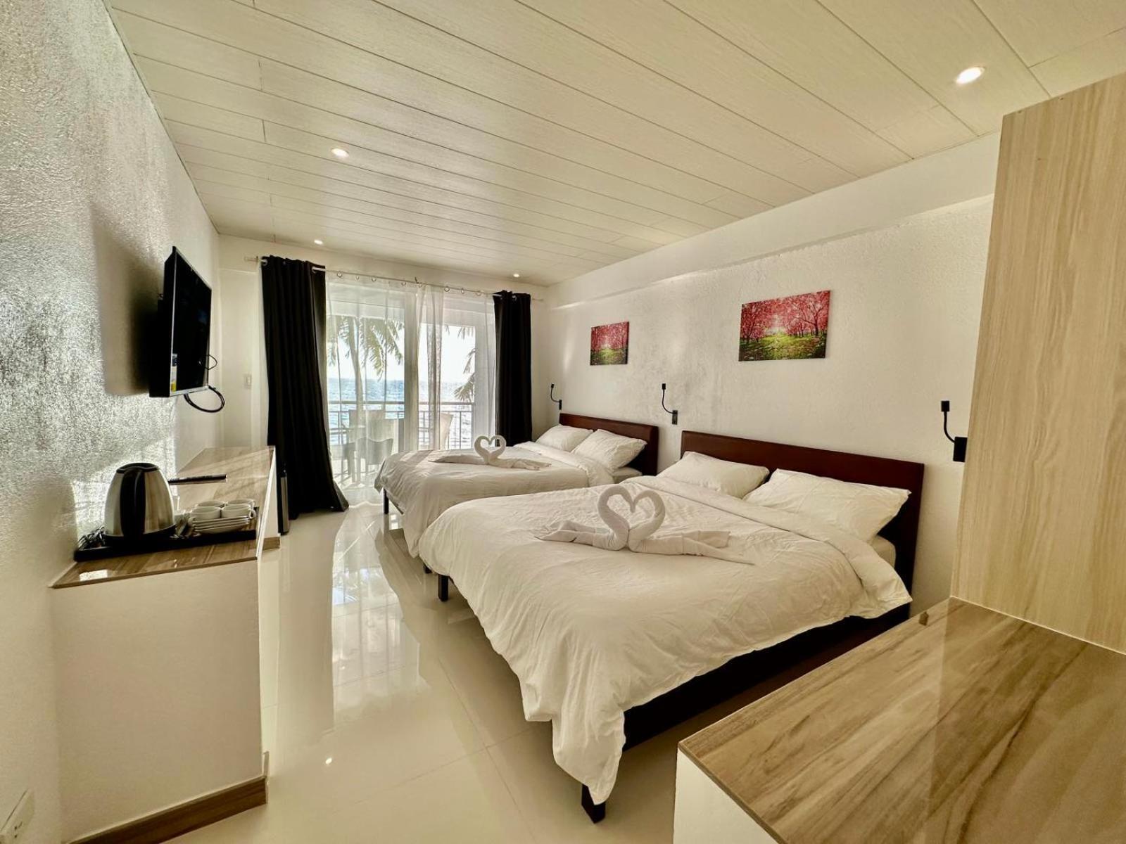 Calypso Beach And Dive Resort Manoc-Manoc Exteriér fotografie