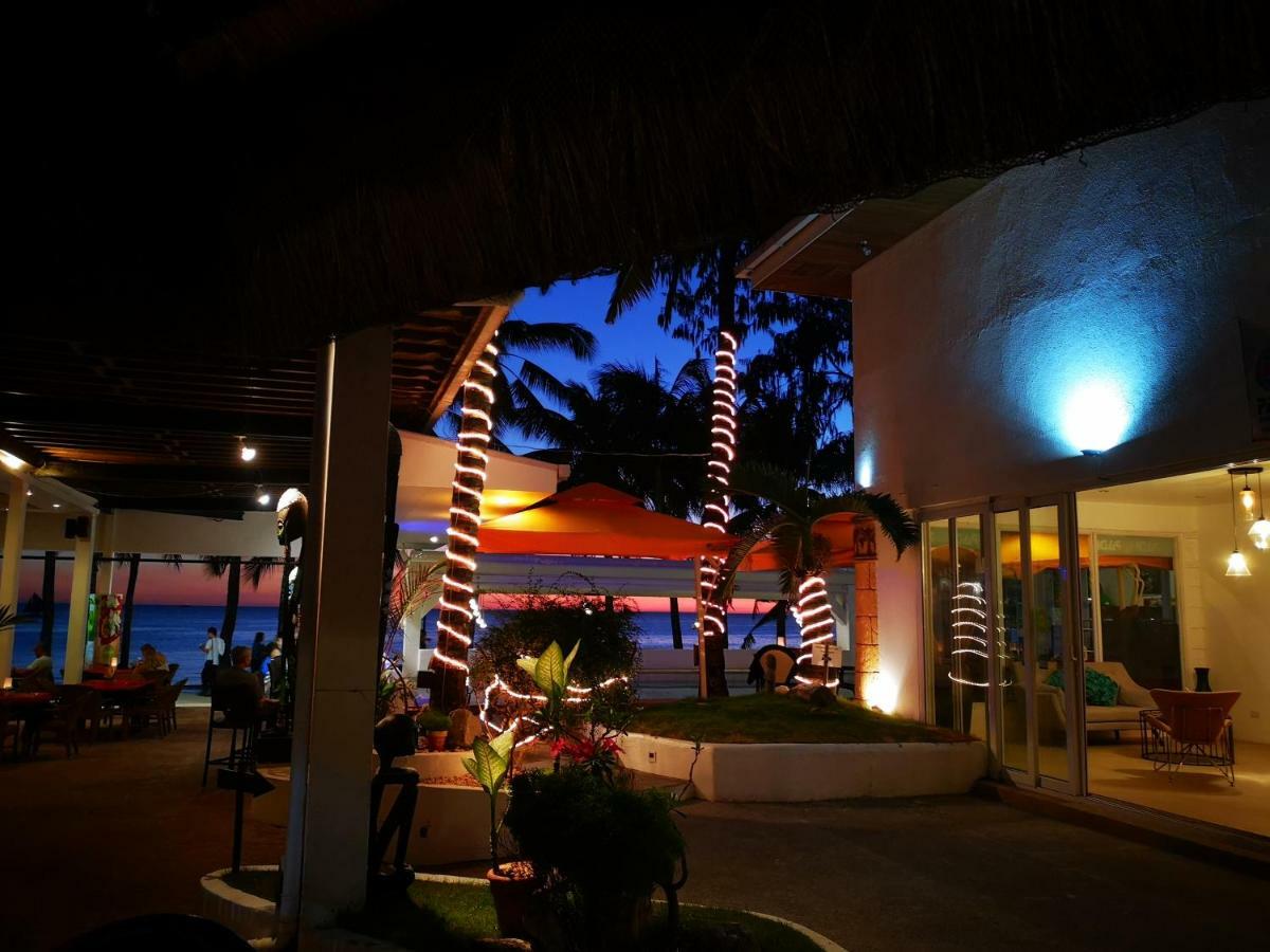 Calypso Beach And Dive Resort Manoc-Manoc Exteriér fotografie