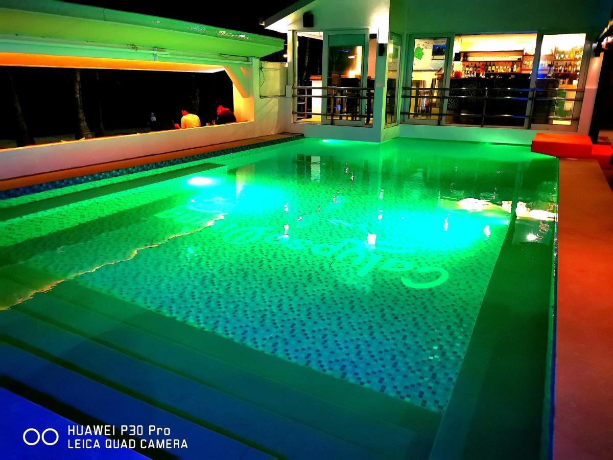 Calypso Beach And Dive Resort Manoc-Manoc Exteriér fotografie
